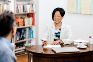 コーチングセッションを行うドイツ在住キャリア・ビジネスコーチの児島阿佐美｜MY SENTOの1対1コーチン風景